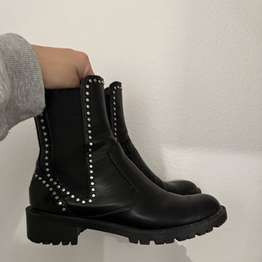 Stiefel zara