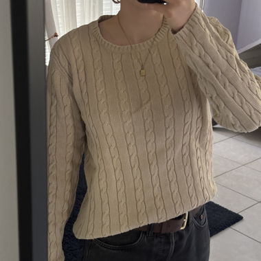 Beiger Strickpullover