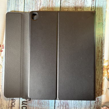 Étui pour IPad 8e génération (10,2 pouces) NOIRE 