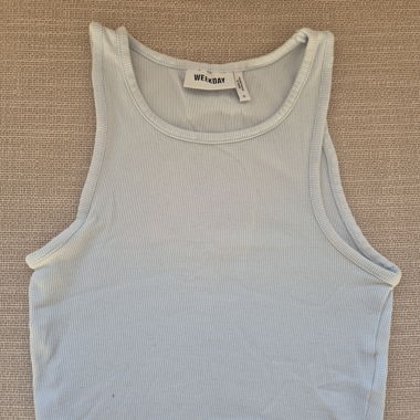 Weekday geripptes Crop Tanktop hellblau
