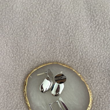 Boucles d'oreilles en argent (vendues en lot)