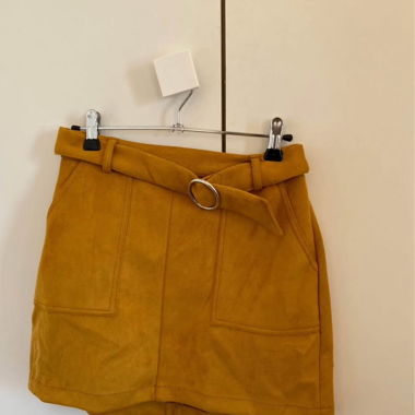 Yellow skirt