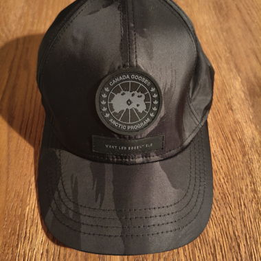 Canada Goose Want Les Essentiels cap