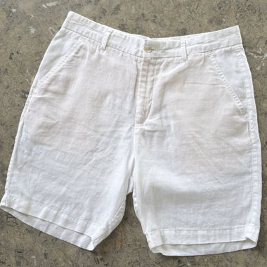 White linen Zara shorts