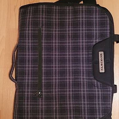 Borsa Dakine