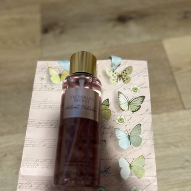 Victorias Secret Velvet Petals