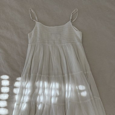 Weisses Zara Kleid