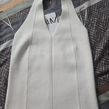 Beige Zara-Haltertop
