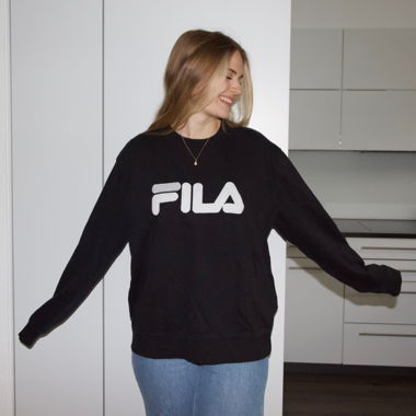 Vintage 00’s Fila Sweatshirt
