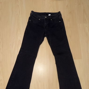 Flared Jeans