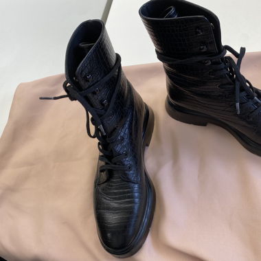 Stuart Weitzman Boot
