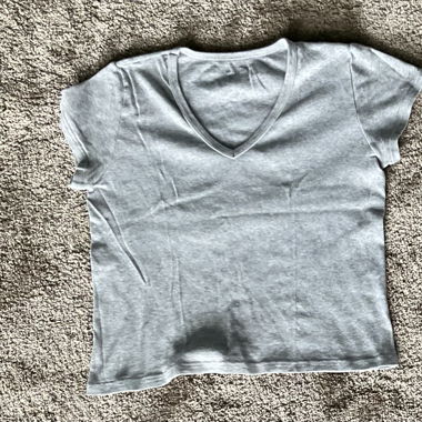 Grey basic t-shirt with v-neck