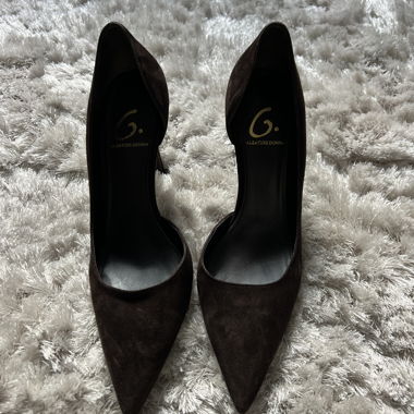 Décolleté marrone alla moda