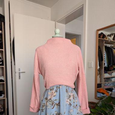 Pullover rose