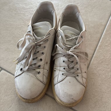 Sneakers bianche dupe Alexander Mcqueen