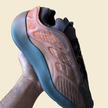 Adidas Yeezy 700 V3 Copper Fade