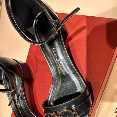 Sandalo Salvatore Ferragamo