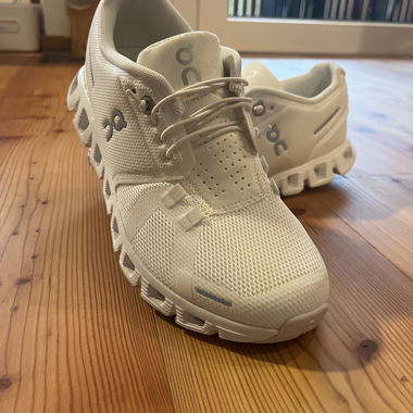 Sneaker