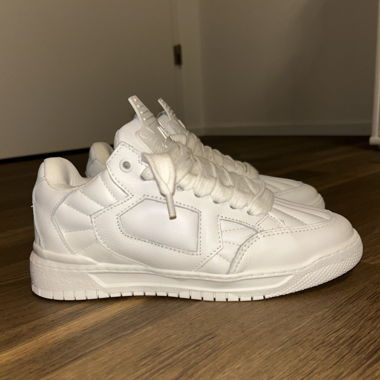 Peso Tank Sneaker
