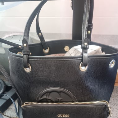 sac a main guess