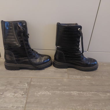 Schuhe