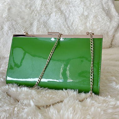 Vintage Chic Green Handbag (no brand)