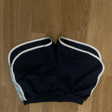 Blau/Türkise kurze Sporthose 