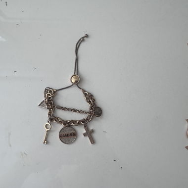 Bracciale charm GUESS oro Vintage Y2K