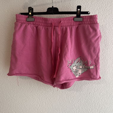 Pinke kurze Trainerhosen