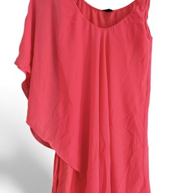 Robe avec drapé d'un côté