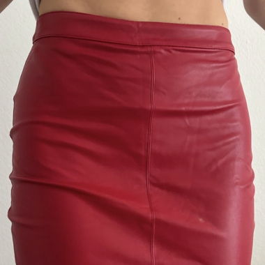 Roter Leder Rock