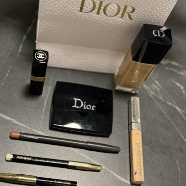 Set Trucco di Lusso (Dior, Chanel, YSL, MAC)