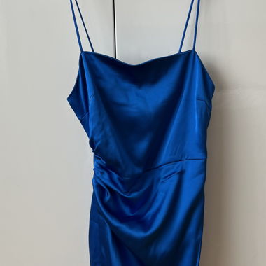 Robe satin bleue Zara, taille S