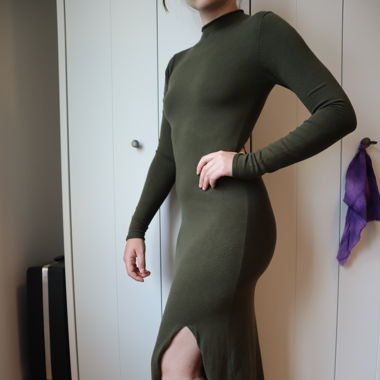 PERCEBE - Strickkleid - kaki