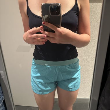  Sport-Shorts mit eingenähter Radlerhose