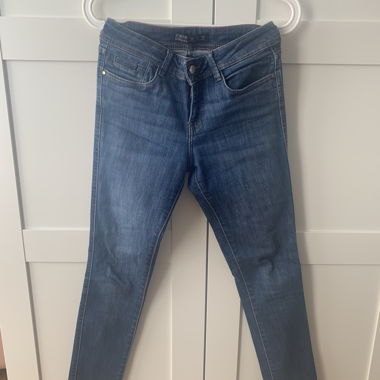 Mid Waist, Skinny Jeans