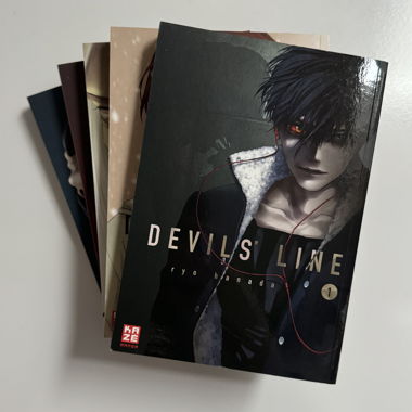 Devils line Mangas