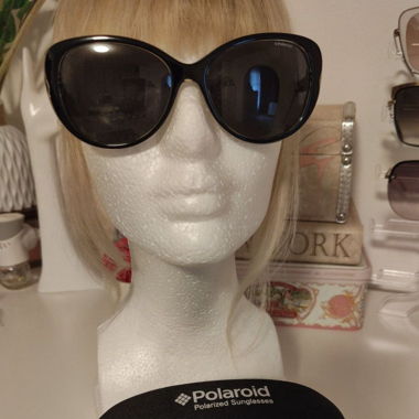 POLAROID women sunglasses-worn just once or twice 
