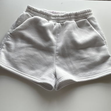 Weisse Sweatshorts