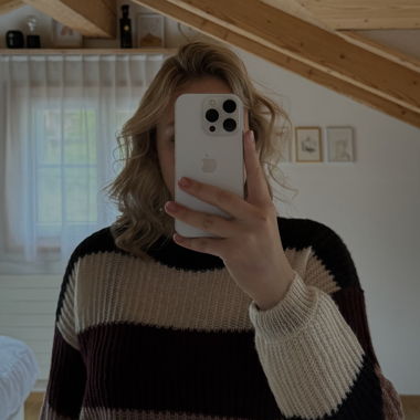 Strickpullover - gestreift mit farbe