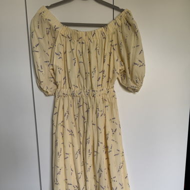 Hellgelbes Sommerkleid vom H&M