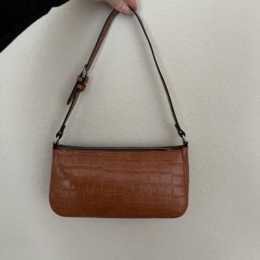shoulder bag