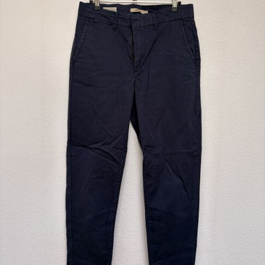 Pantaloni chino Levi’s blu scuro