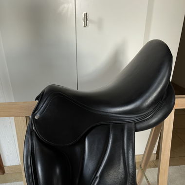 Selle de dressage Antares Sellier
