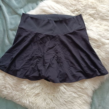 Sport Rock mit Hosen 