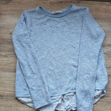Hellblaue Mädchenbluse