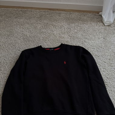 Ralph Lauren Pulli