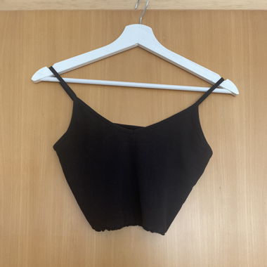 schwarzes Croptop