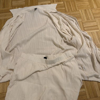 Weisses Zweiteiliges Set