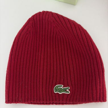 Lacoste-Mütze rot